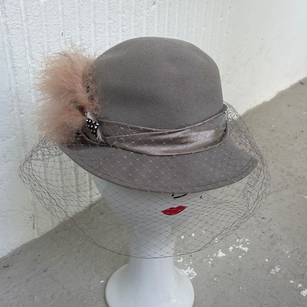 Miss Bierrer vintage hat